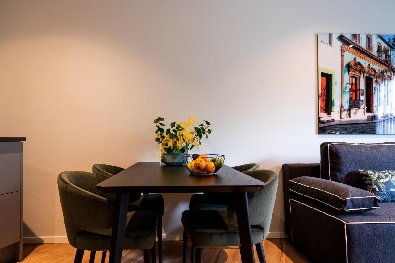 Aparthotel Nero Office & Cafe